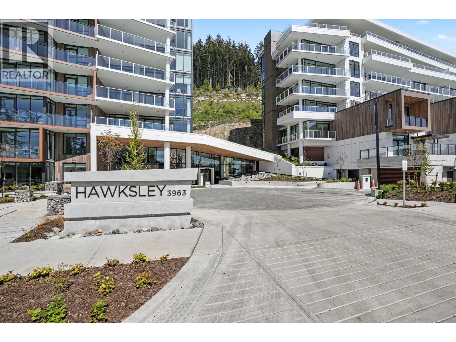 604 3963 UPLANDS WAY, West Vancouver, British Columbia