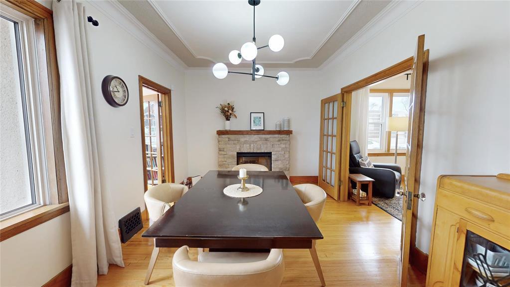 347 Burrows Avenue, Winnipeg, Manitoba  R2W 2Z7 - Photo 1 - 202608327