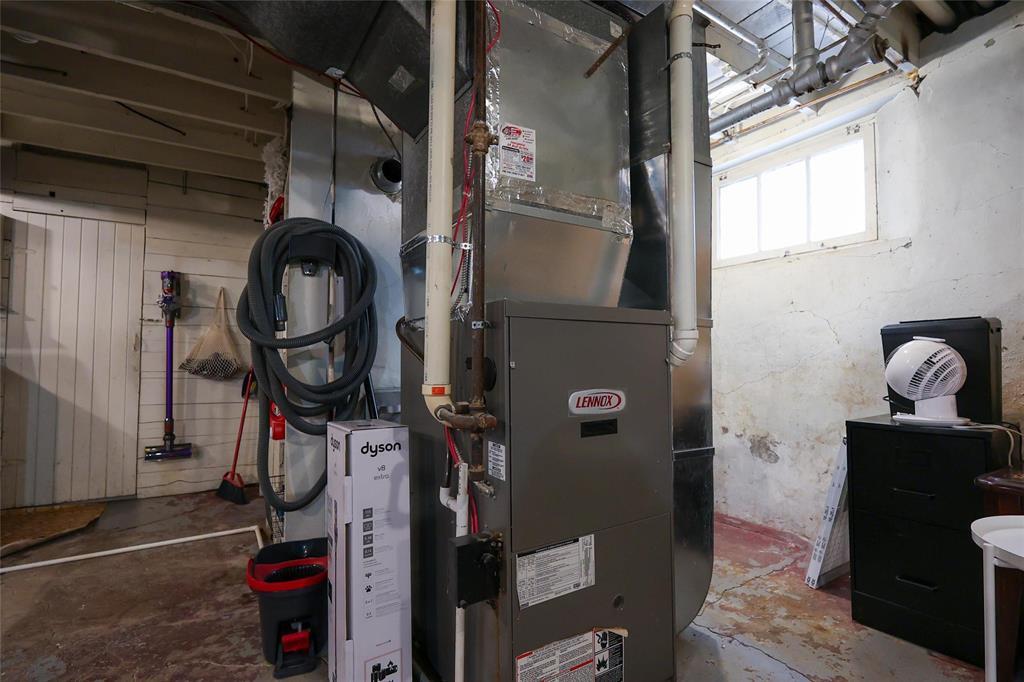 347 Burrows Avenue, Winnipeg, Manitoba  R2W 2Z7 - Photo 21 - 202608327