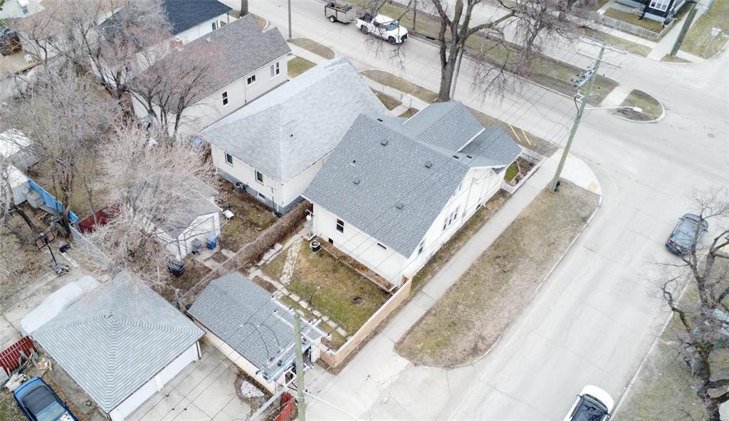 347 Burrows Avenue, Winnipeg, Manitoba  R2W 2Z7 - Photo 28 - 202608327