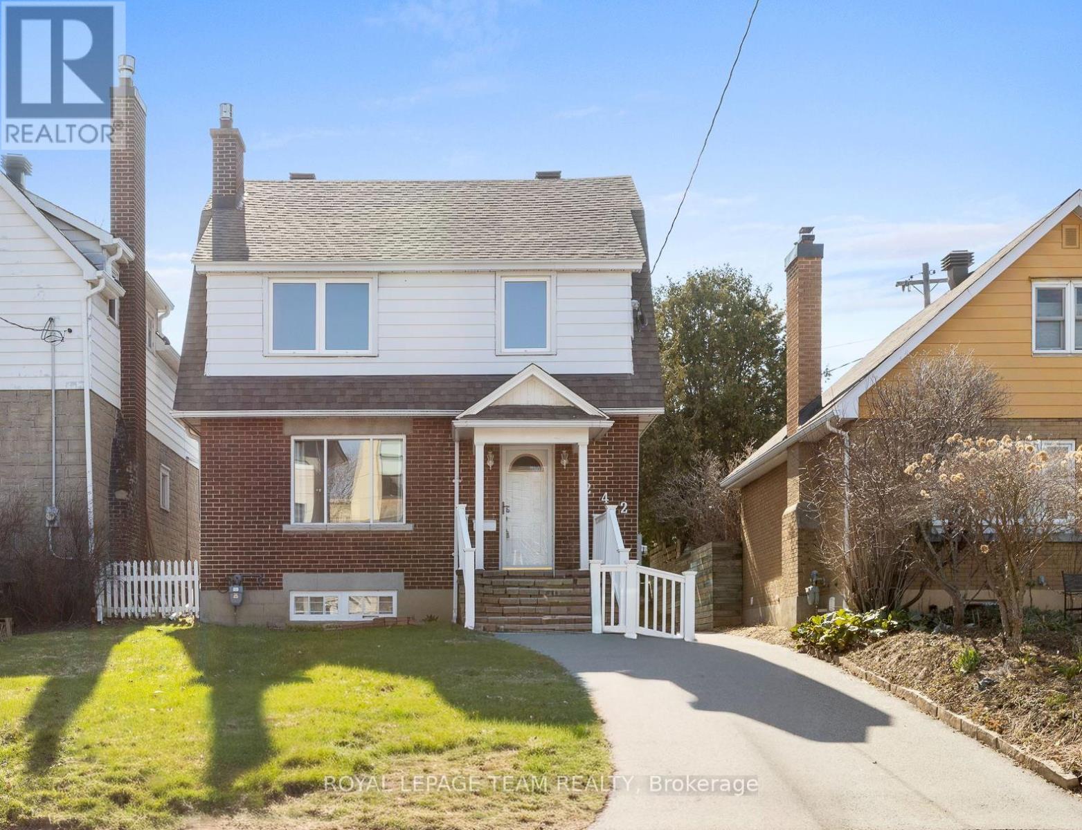 242 Fairmont Avenue, Ottawa, Ontario  K1Y 1X9 - Photo 2 - X12760660