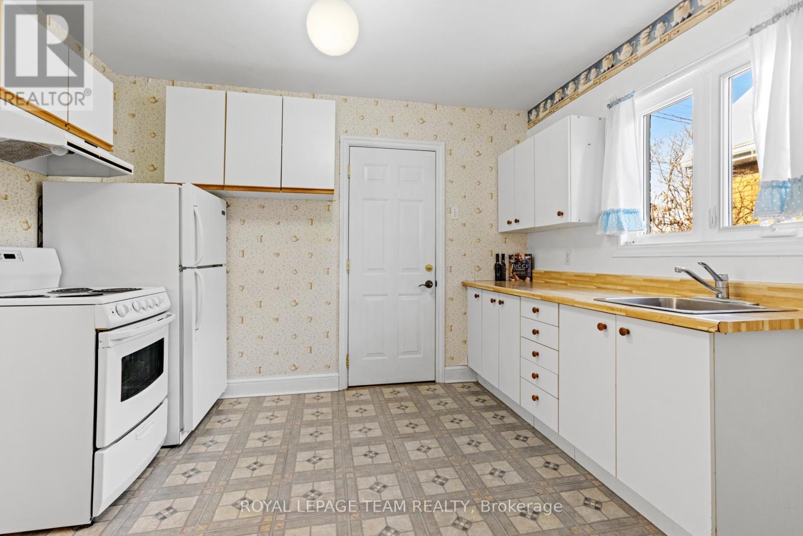 242 Fairmont Avenue, Ottawa, Ontario  K1Y 1X9 - Photo 17 - X12760660