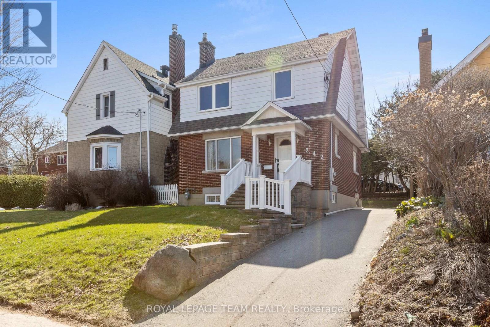 242 Fairmont Avenue, Ottawa, Ontario  K1Y 1X9 - Photo 3 - X12760660