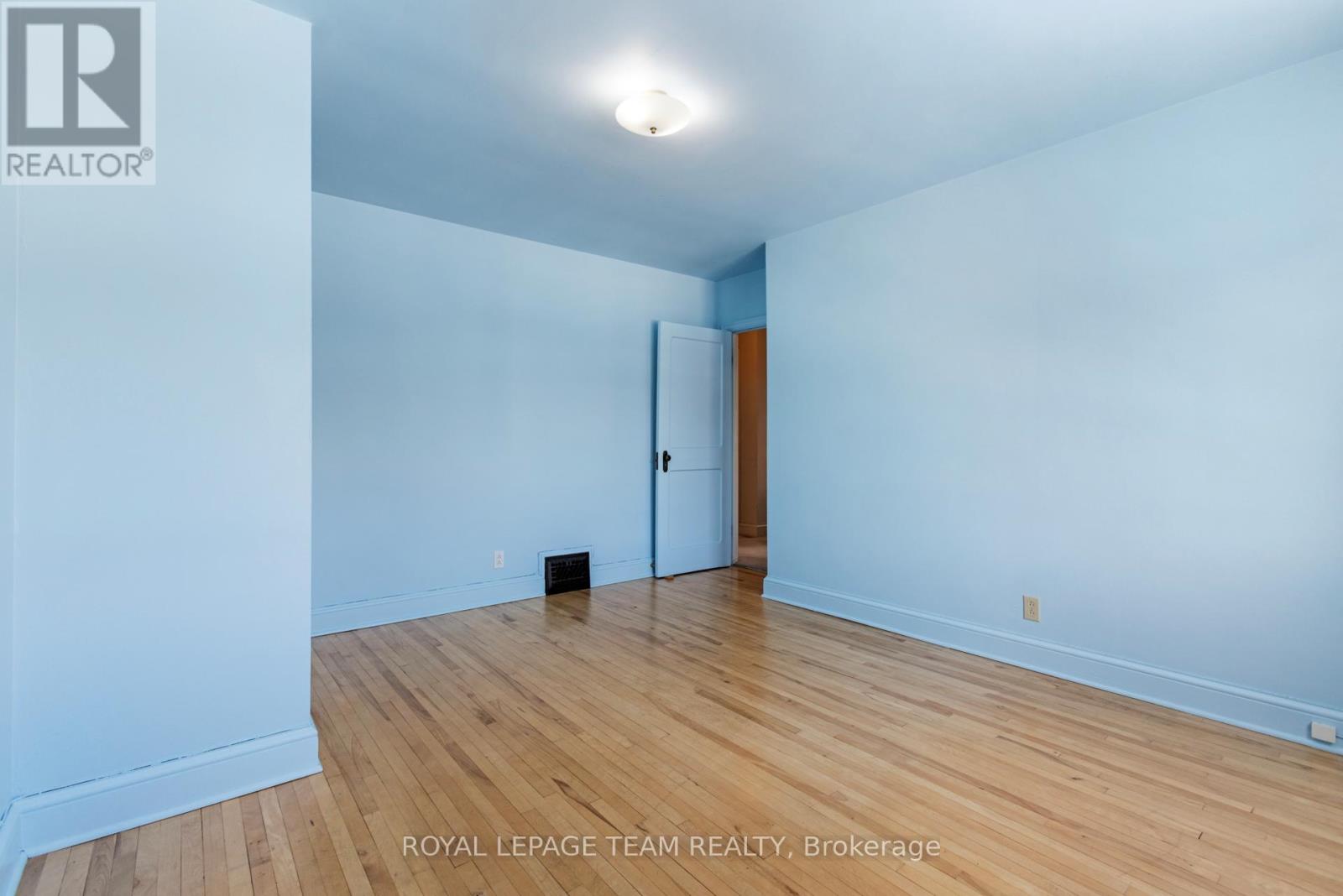 242 Fairmont Avenue, Ottawa, Ontario  K1Y 1X9 - Photo 22 - X12760660