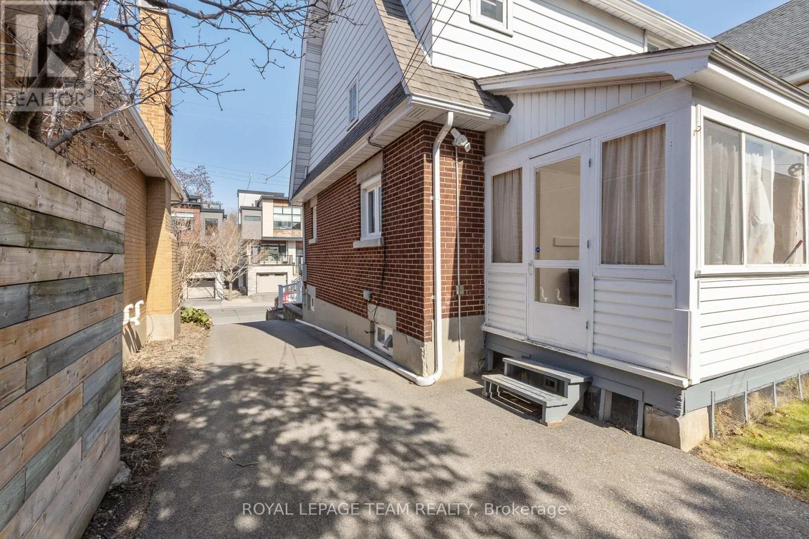 242 Fairmont Avenue, Ottawa, Ontario  K1Y 1X9 - Photo 32 - X12760660