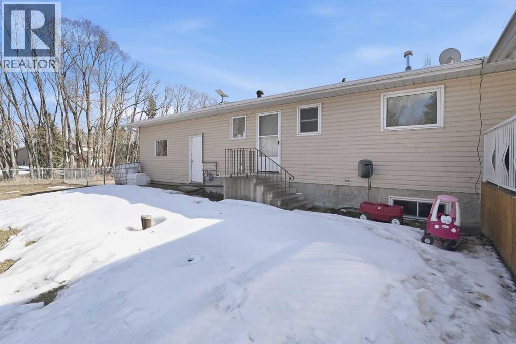 #80 C & E  Trail   39235 Trail, Rural Red Deer County, Alberta  T4S 2A7 - Photo 9 - A2302049