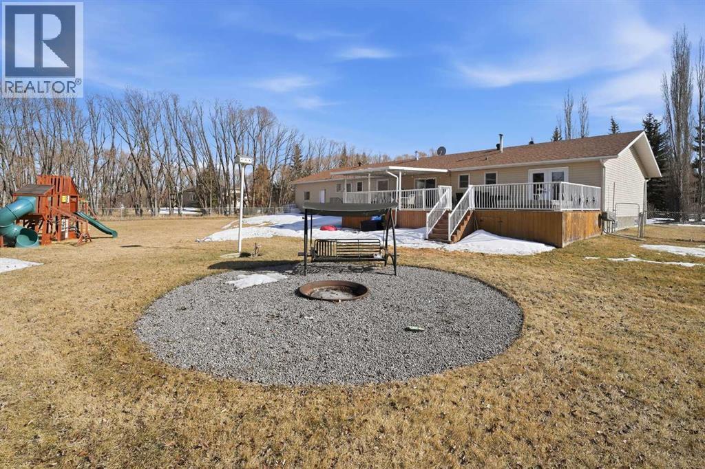 #80 C & E  Trail   39235 Trail, Rural Red Deer County, Alberta  T4S 2A7 - Photo 8 - A2302049