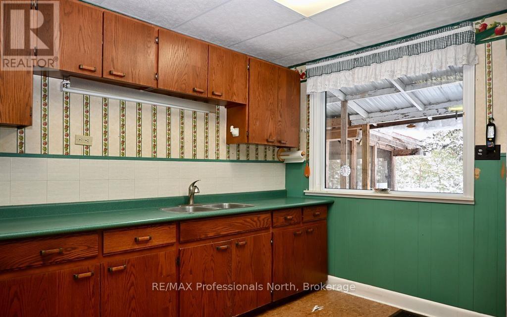 330 John Street S, Gravenhurst, Ontario  P1P 1J1 - Photo 19 - X12943600