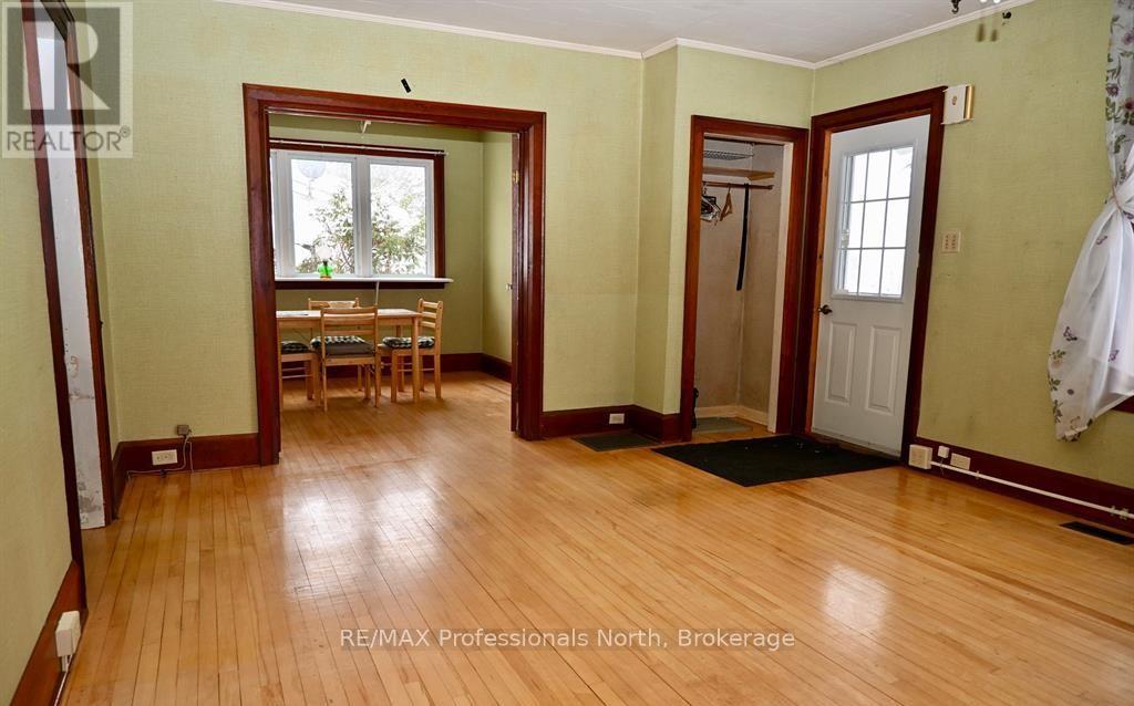 330 John Street S, Gravenhurst, Ontario  P1P 1J1 - Photo 14 - X12943600