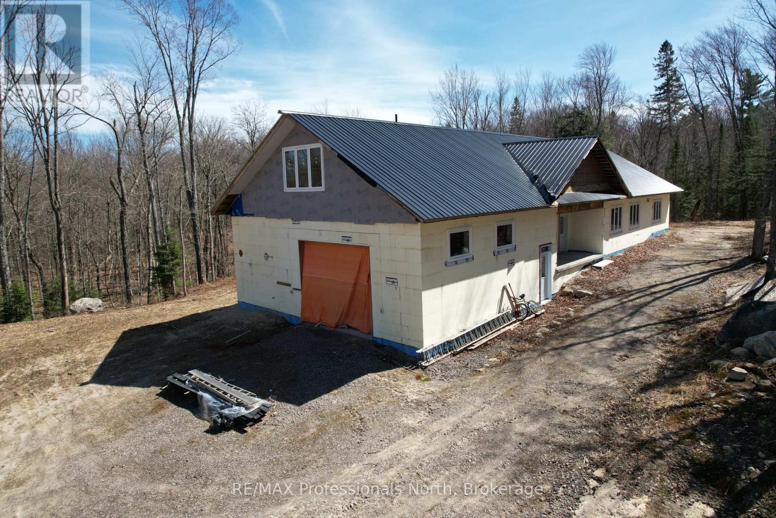 121 Loon Lake Road, Magnetawan, Ontario  P0A 1Z0 - Photo 3 - X12643326