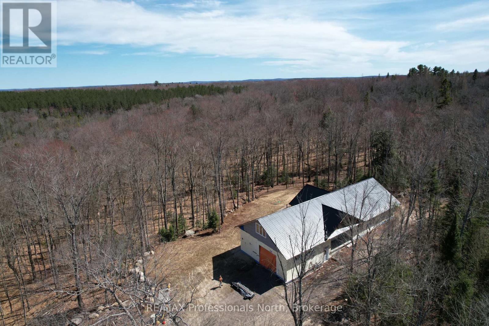 121 Loon Lake Road, Magnetawan, Ontario  P0A 1Z0 - Photo 4 - X12643326