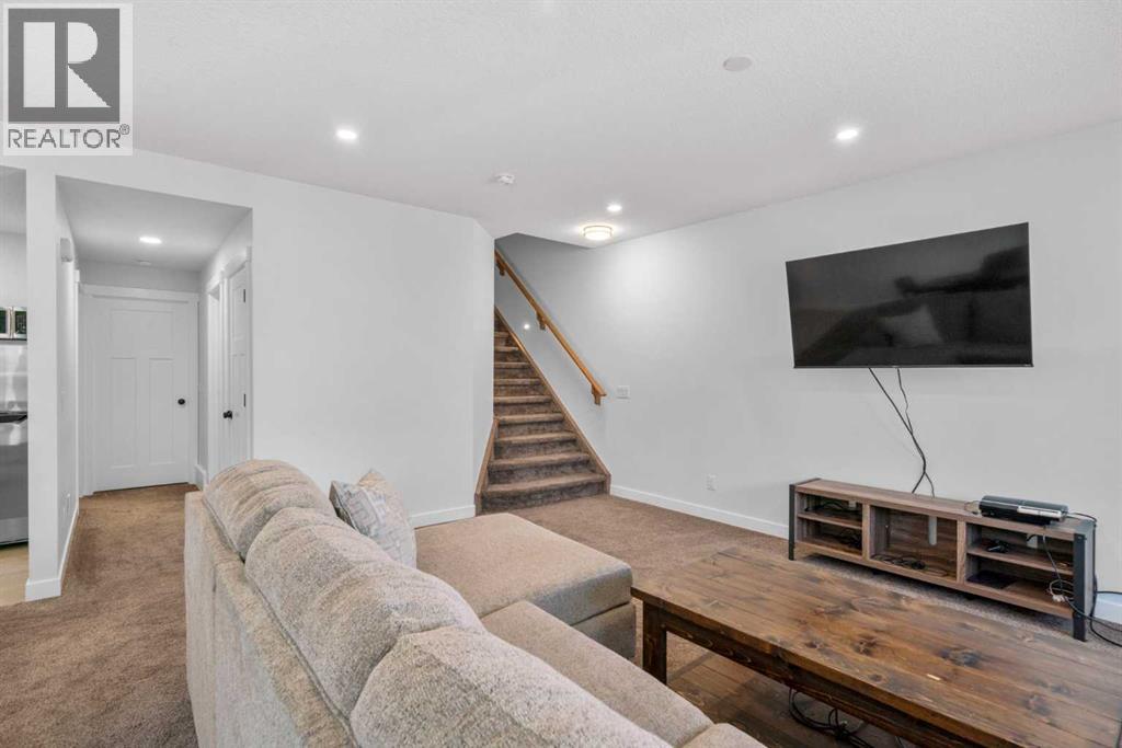 99 Ridge View Close, Cochrane, Alberta  T4C 0P8 - Photo 37 - A2302374