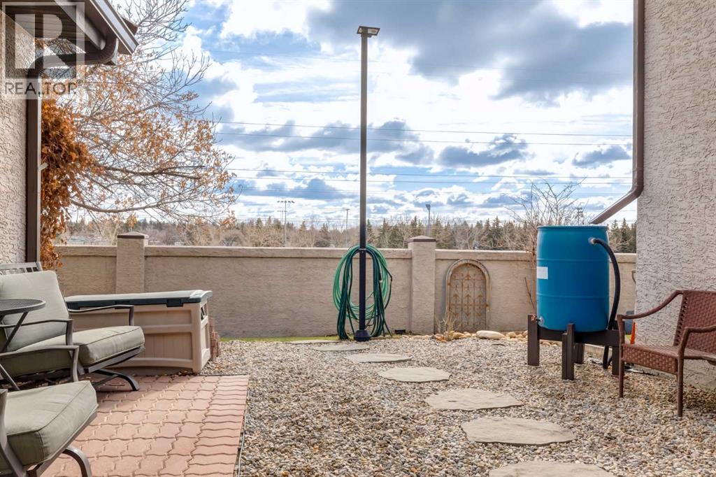 206, 1997 Sirocco Drive Sw, Calgary, Alberta  T3H 3E6 - Photo 33 - A2304817