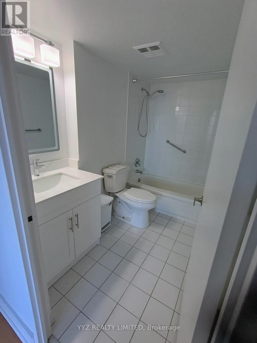 1602 - 1101 Steeles Avenue W, Toronto, Ontario  M2R 3W5 - Photo 10 - C13046170