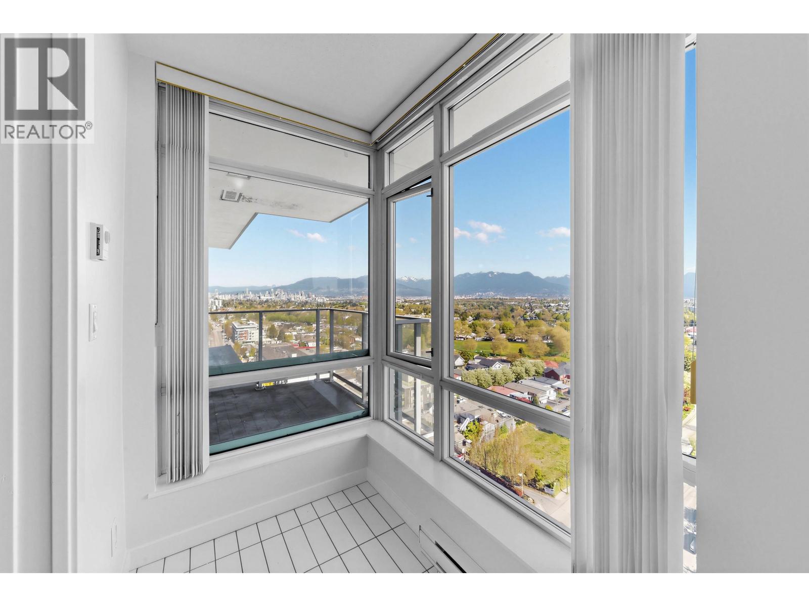 2102 4815 Eldorado Mews, Vancouver, British Columbia  V5R 0B2 - Photo 11 - R3115528