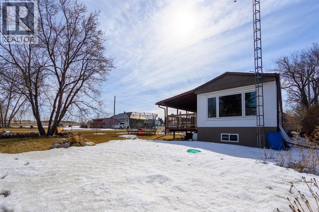 133 First Street N, Huxley, Alberta  T0M 0Z0 - Photo 3 - A2295813