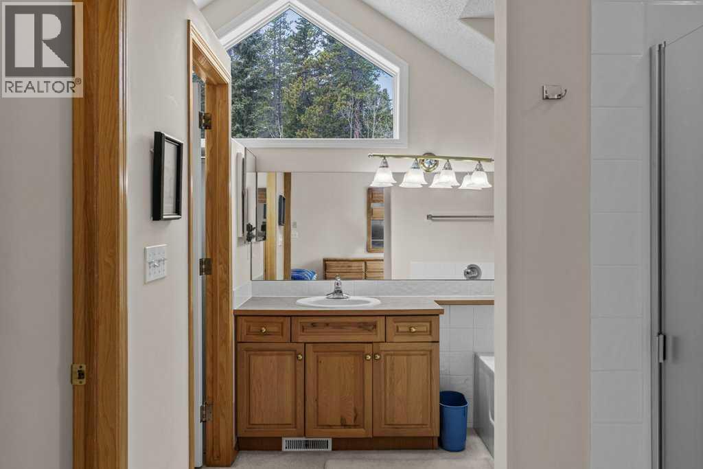 43, 127 Carey, Canmore, Alberta  T1W 2R3 - Photo 30 - A2302325
