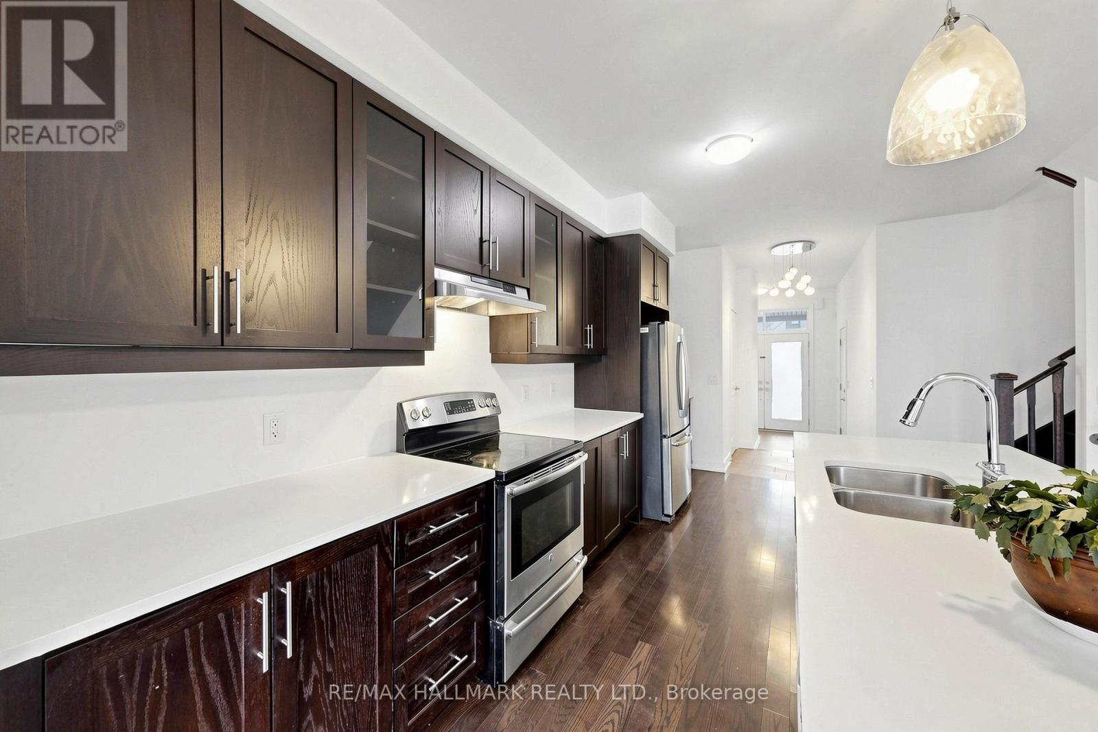 87 Dariole Drive, Richmond Hill, Ontario  L4E 0Z4 - Photo 11 - N13046180