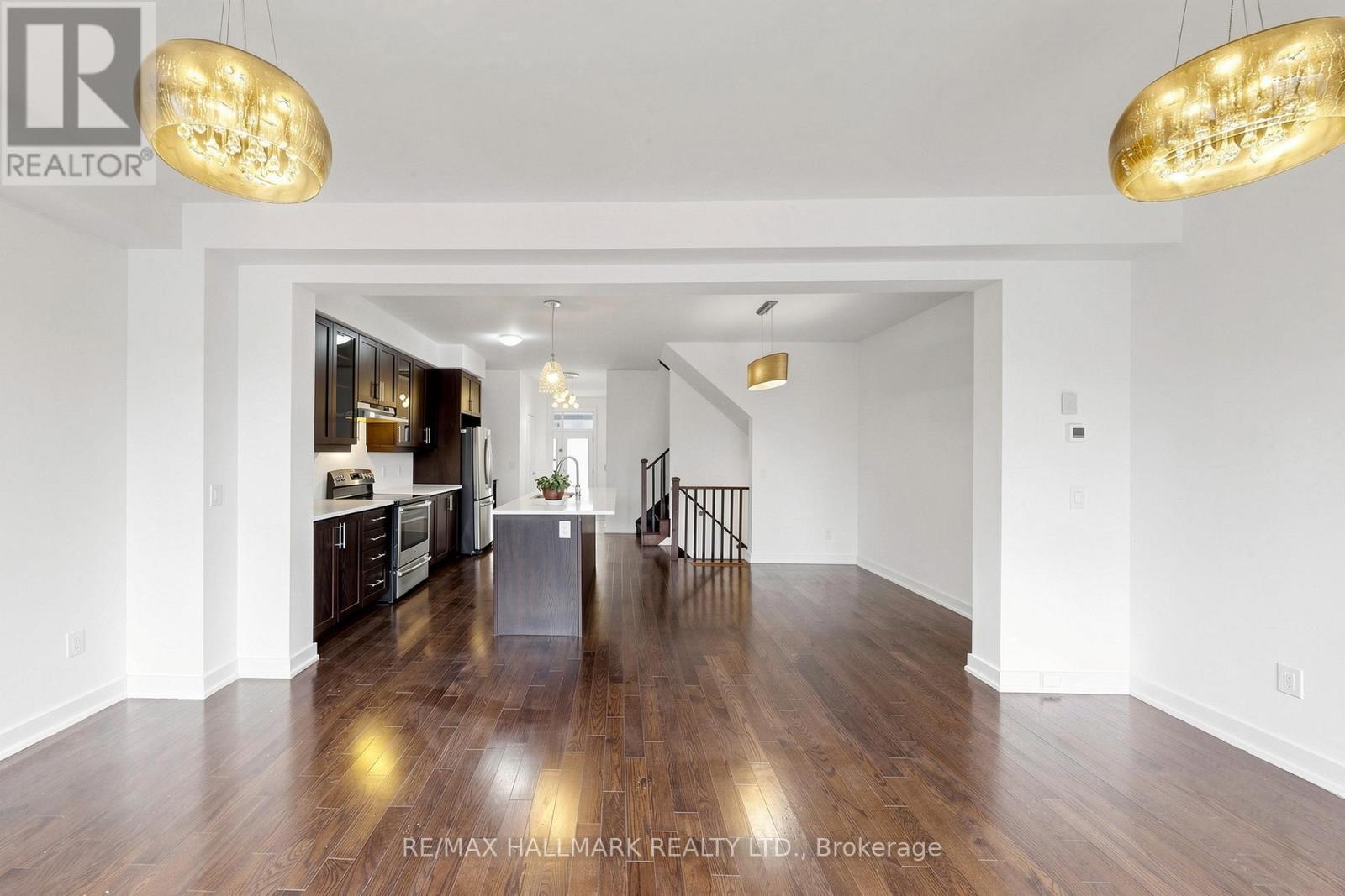 87 Dariole Drive, Richmond Hill, Ontario  L4E 0Z4 - Photo 8 - N13046180