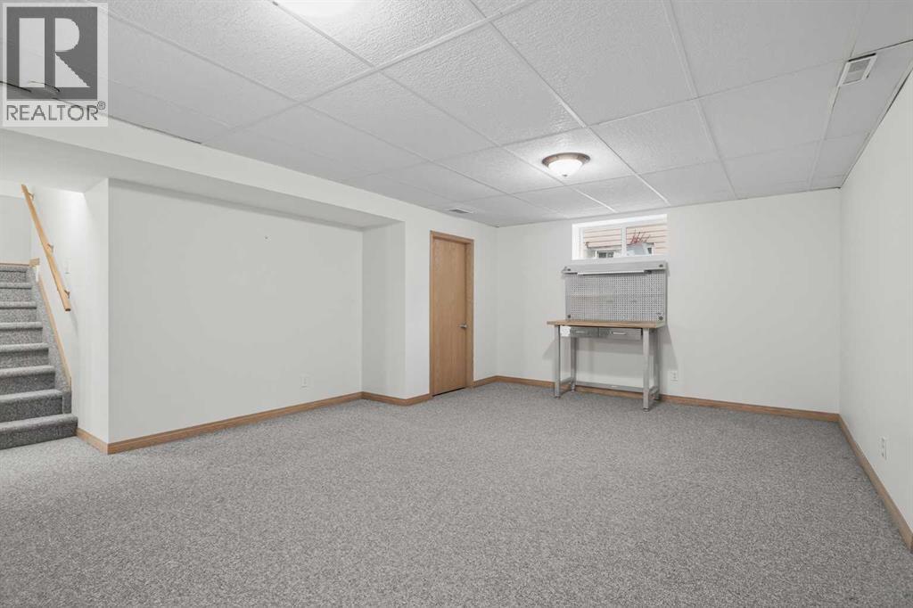 112 West Creek Close, Chestermere, Alberta  T1X 1M2 - Photo 28 - A2303728