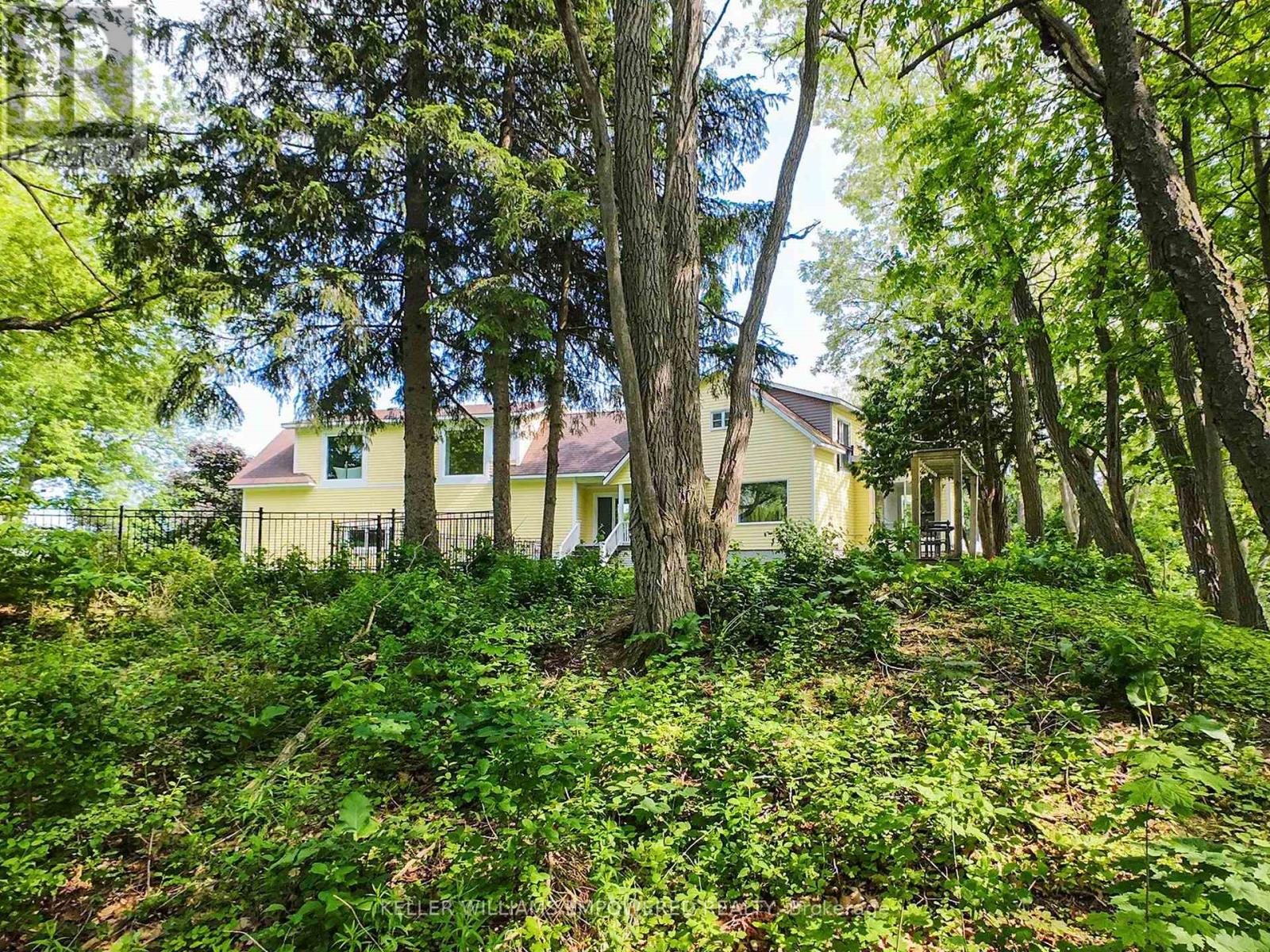 8 Macleod Estate Court, Richmond Hill, Ontario  L4E 0B1 - Photo 8 - N12770826