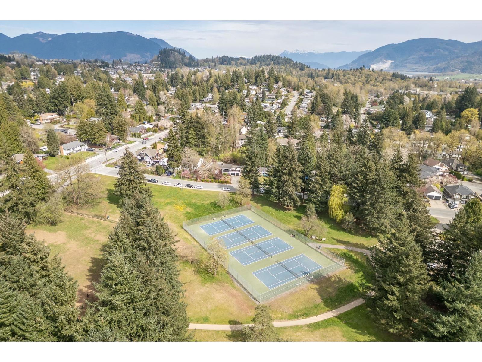 7958 Taulbut Street, Mission, British Columbia  V2V 3W7 - Photo 38 - R3108577