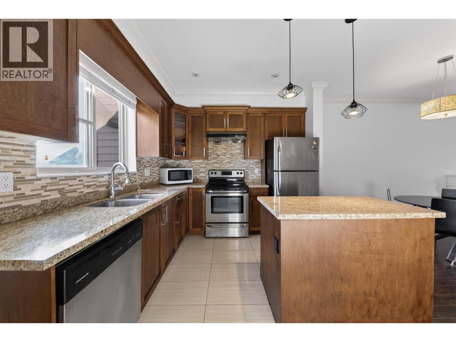 203 7159 Stride Avenue, Burnaby, British Columbia  V3N 1T8 - Photo 11 - R3115581