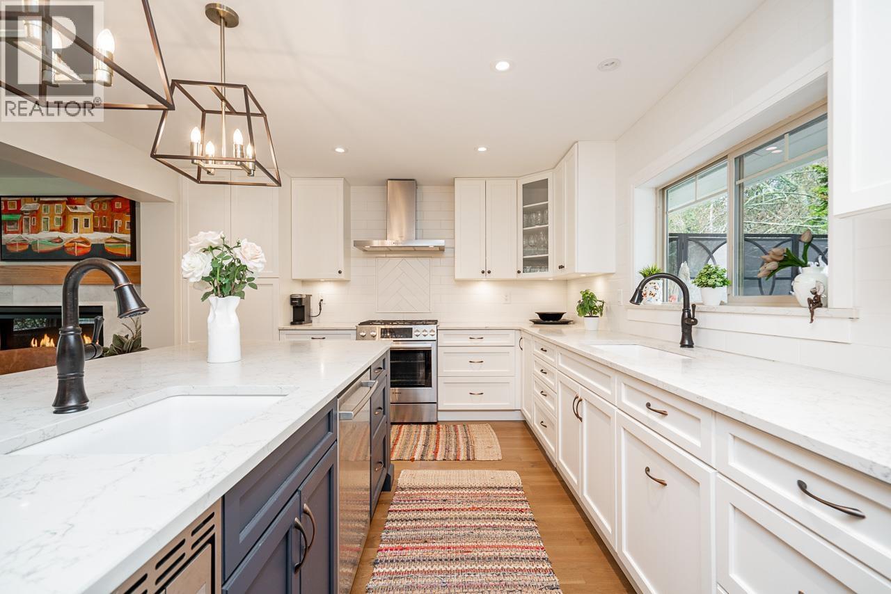 5757 Timbervalley Road, Delta, British Columbia  V4L 2H8 - Photo 2 - R3089059