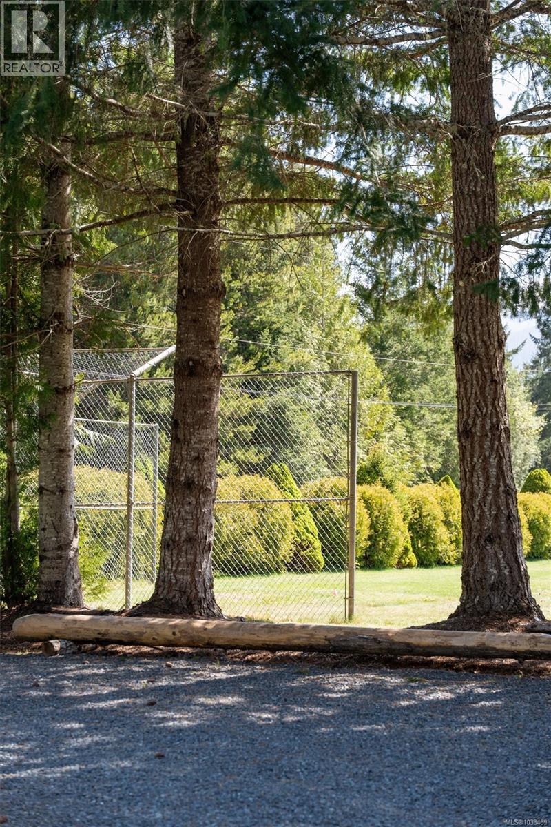 E14 2650 Turnbull Rd, Qualicum Beach, British Columbia  V9K 2R2 - Photo 19 - 1033469