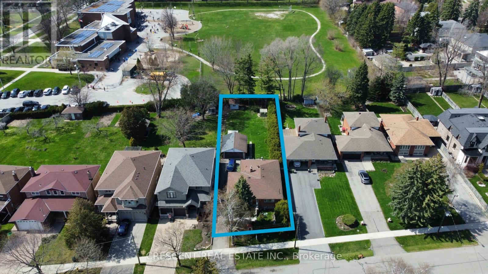 18 LAVER ROAD, Toronto, Ontario