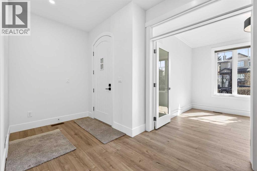 2012 37 Avenue SW, Calgary, Alberta  T2T 2H5 - Photo 2 - A2302866