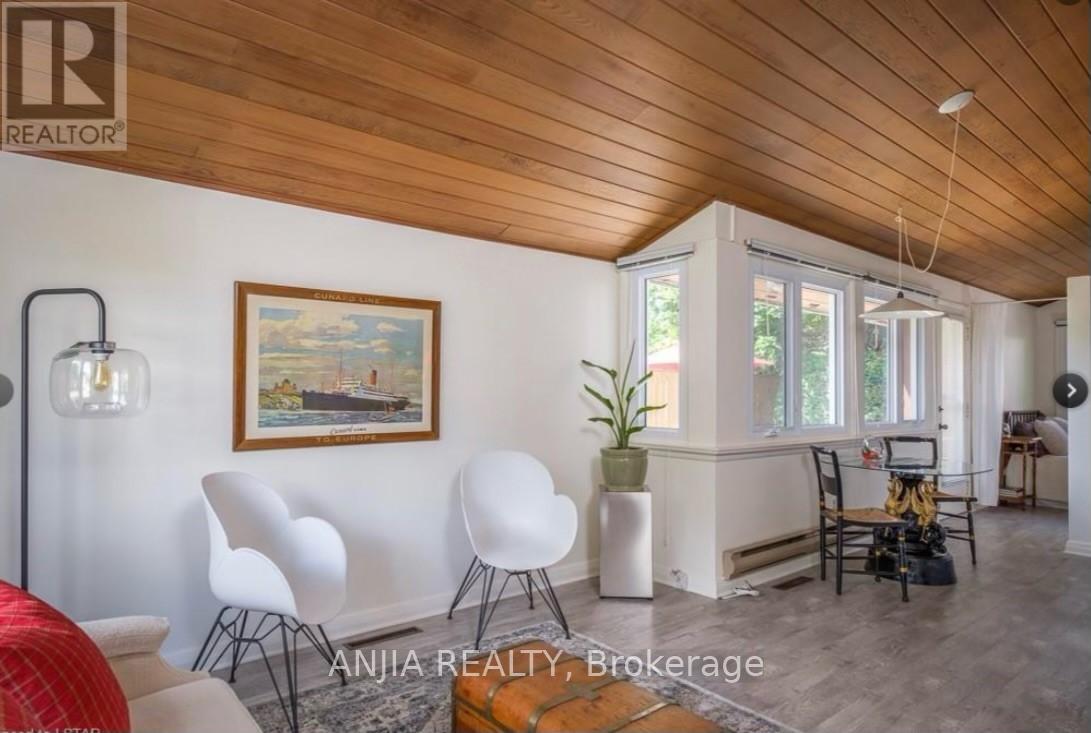 Unknown Address, ,     - Photo 3 - X13046188