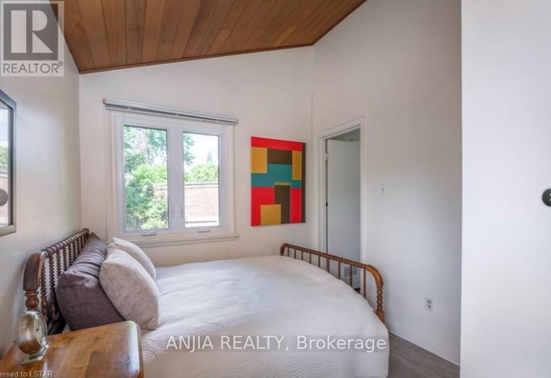 Unknown Address, ,     - Photo 7 - X13046188