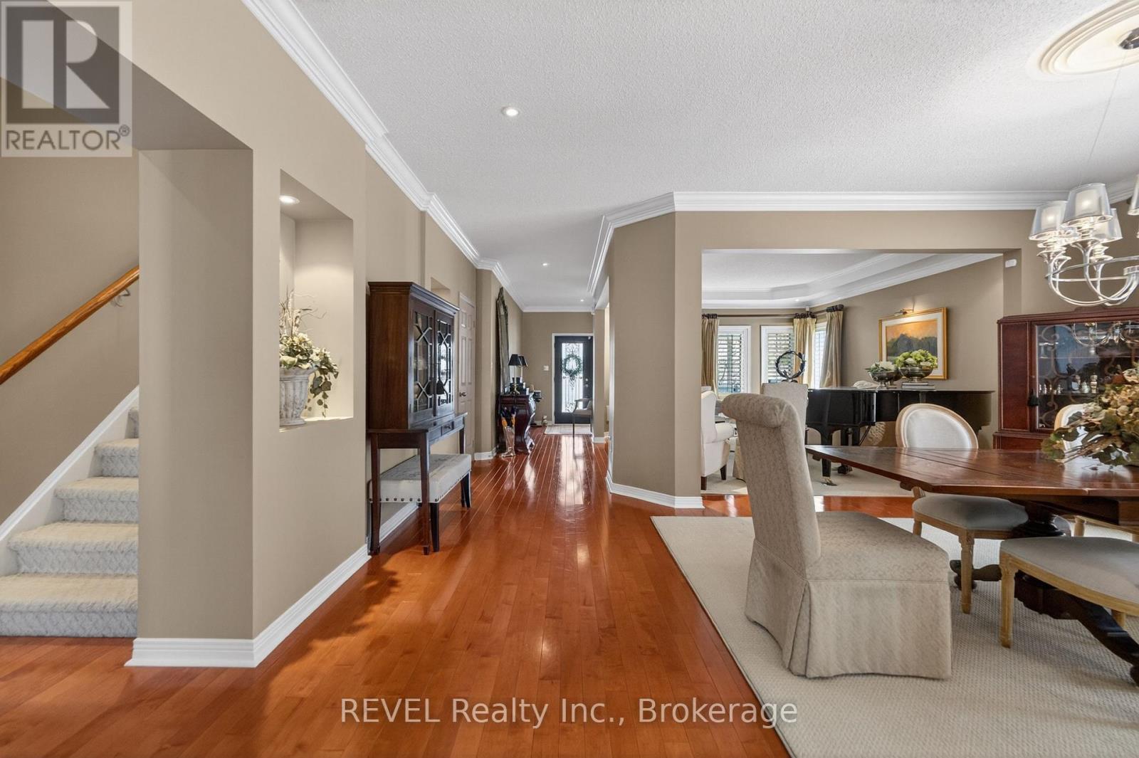 4266 Clubview Drive, Burlington, Ontario  L7M 4X2 - Photo 12 - W13046200