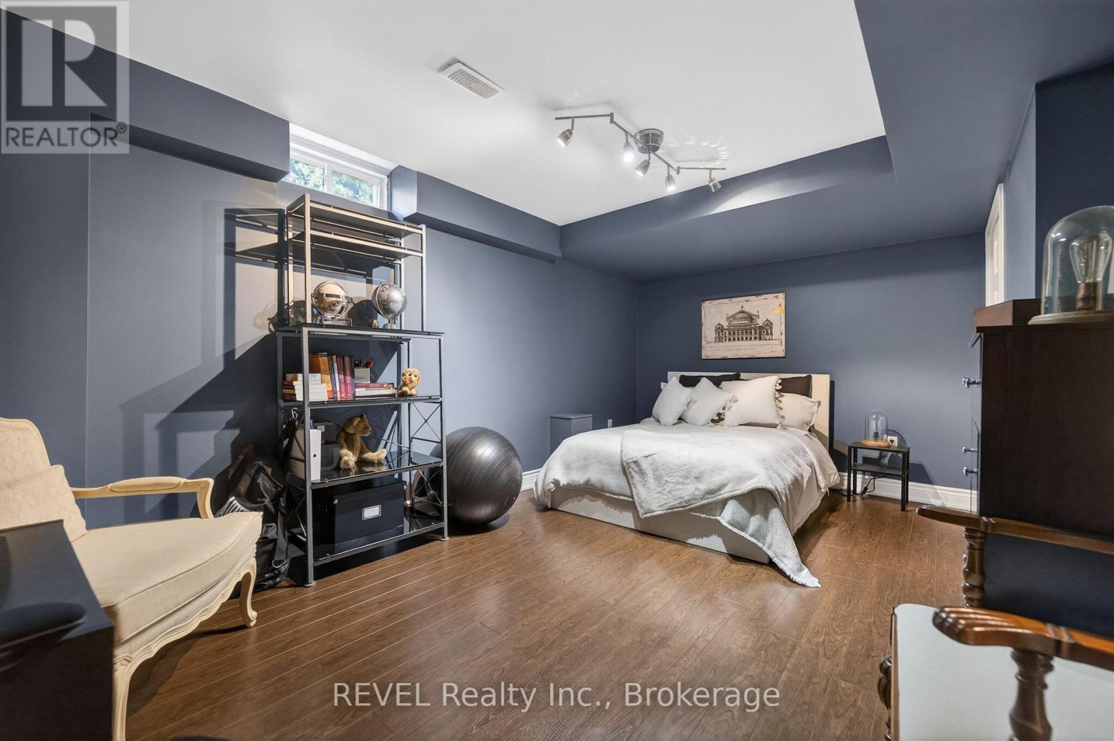 4266 Clubview Drive, Burlington, Ontario  L7M 4X2 - Photo 39 - W13046200