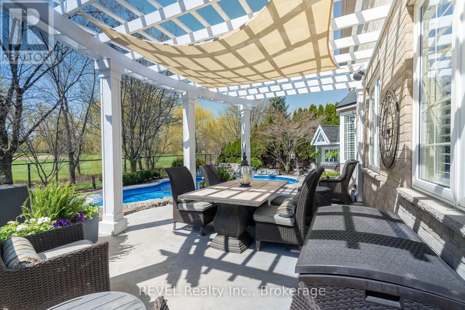 4266 Clubview Drive, Burlington, Ontario  L7M 4X2 - Photo 43 - W13046200