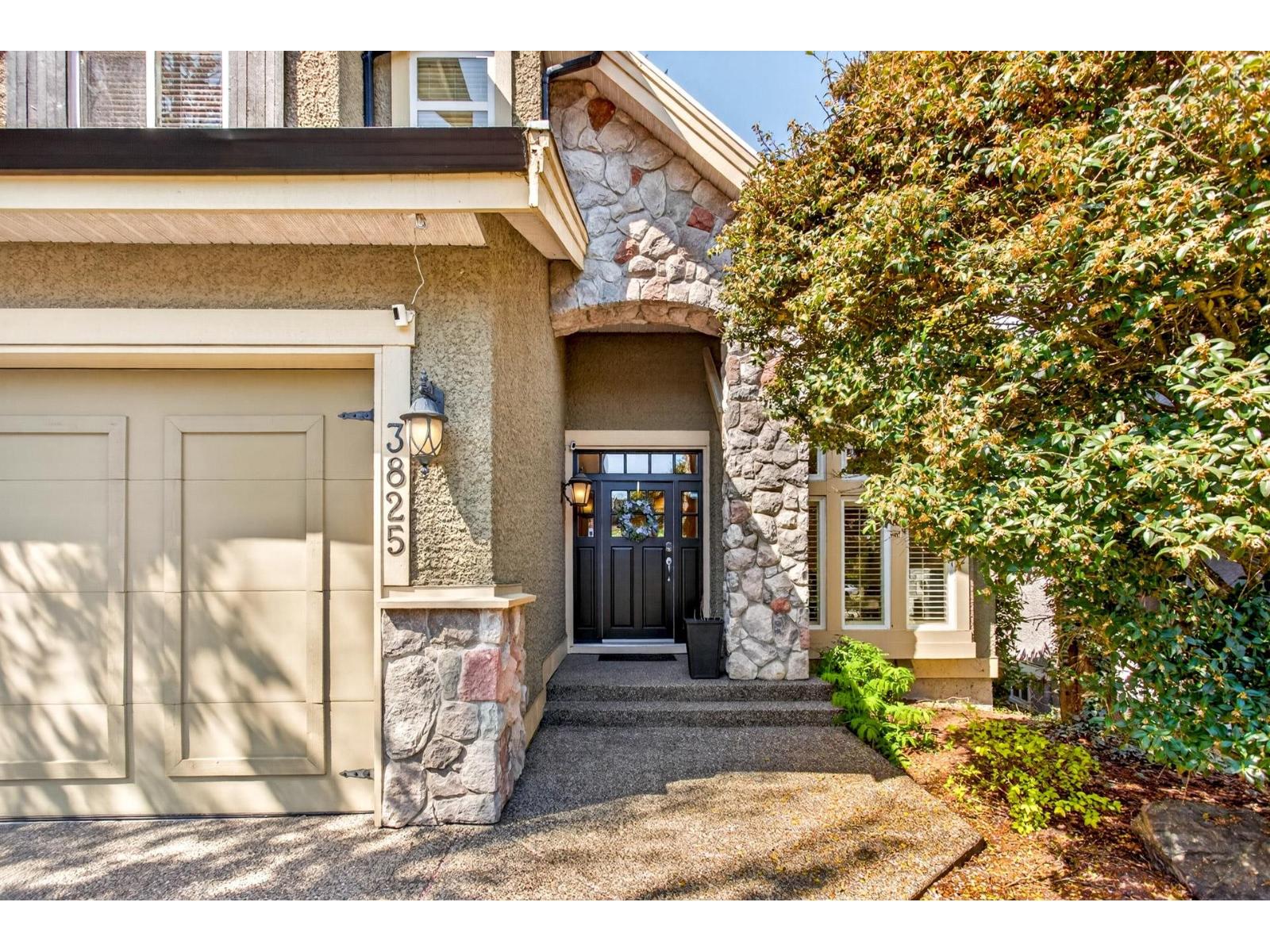 3825 154 Street, Surrey, British Columbia  V3Z 0V2 - Photo 4 - R3115764