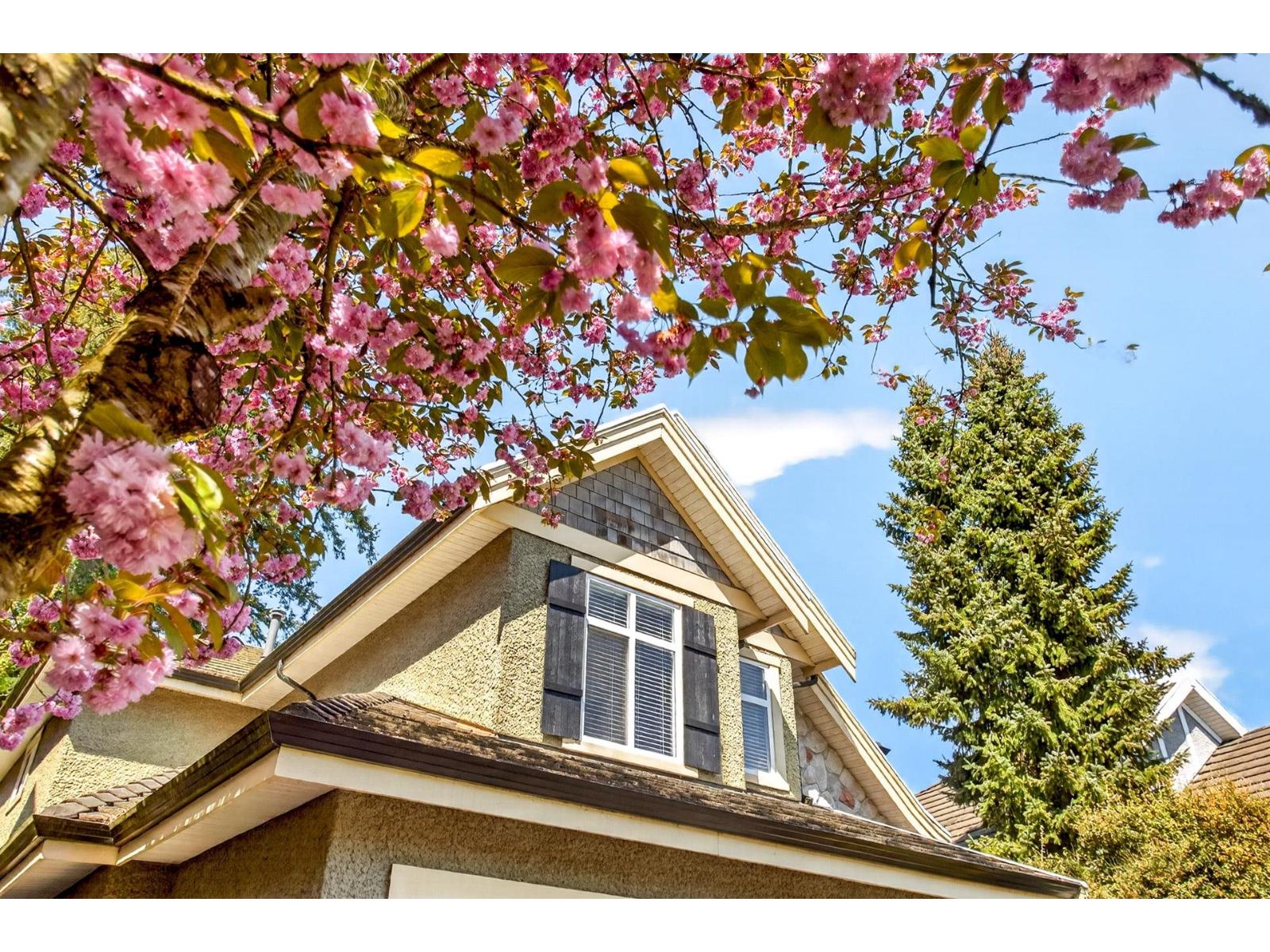 3825 154 Street, Surrey, British Columbia  V3Z 0V2 - Photo 3 - R3115764