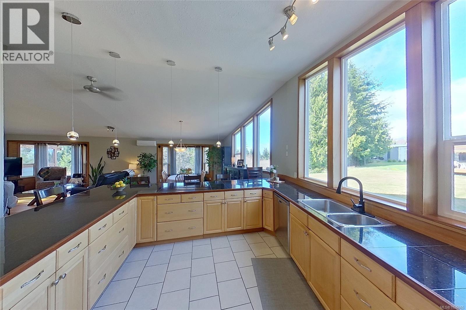 1101 Ewen Rd, Hyde Creek, British Columbia  V0N 2R0 - Photo 10 - 1026065