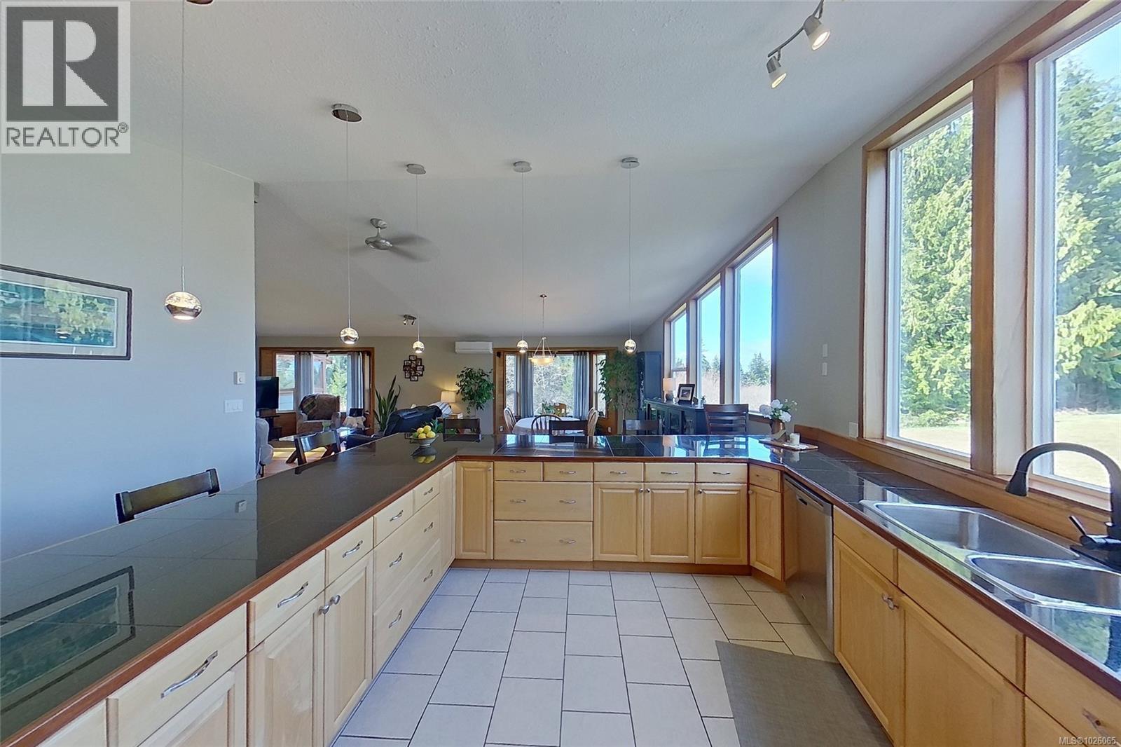 1101 Ewen Rd, Hyde Creek, British Columbia  V0N 2R0 - Photo 11 - 1026065