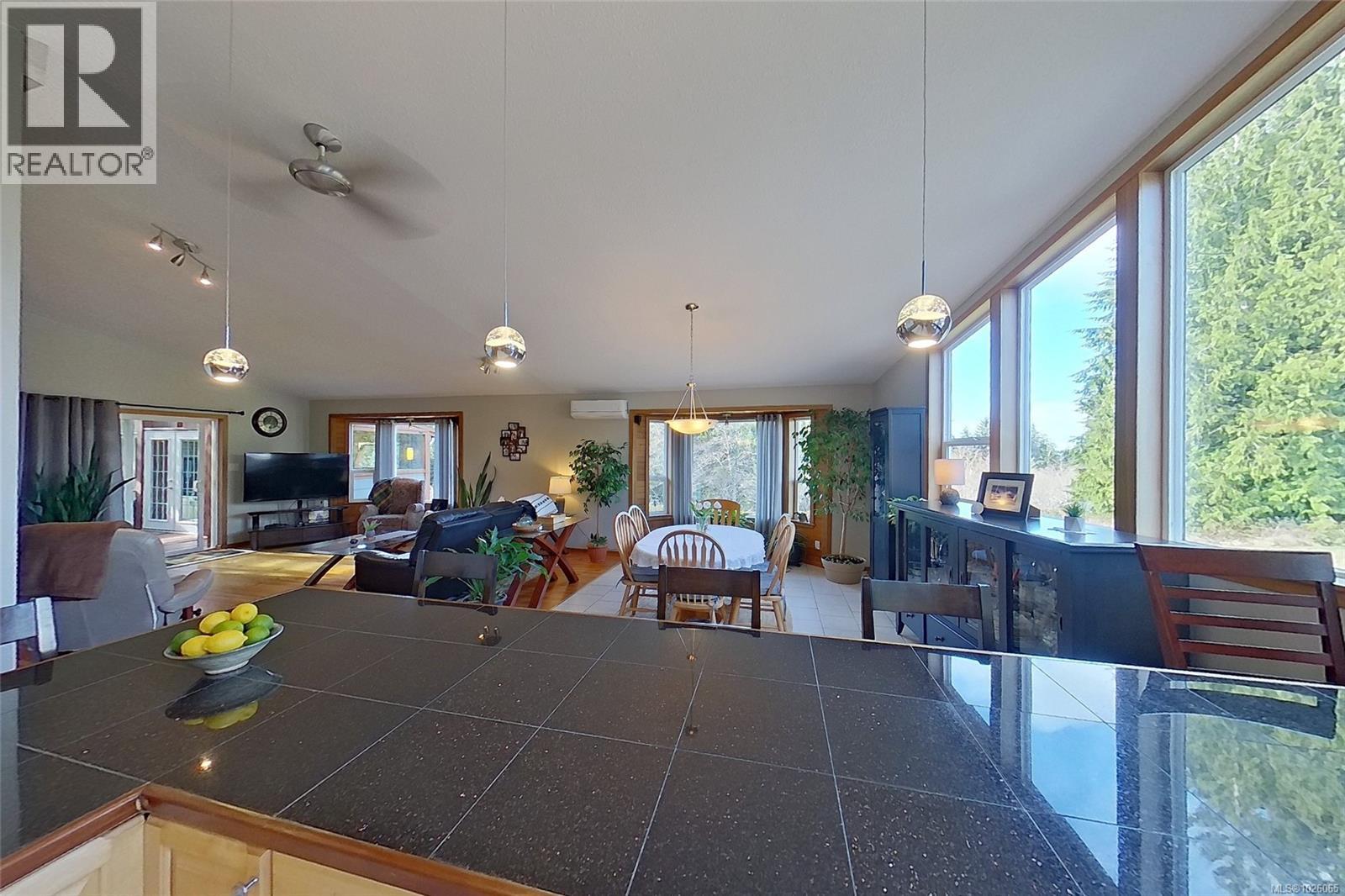 1101 Ewen Rd, Hyde Creek, British Columbia  V0N 2R0 - Photo 12 - 1026065