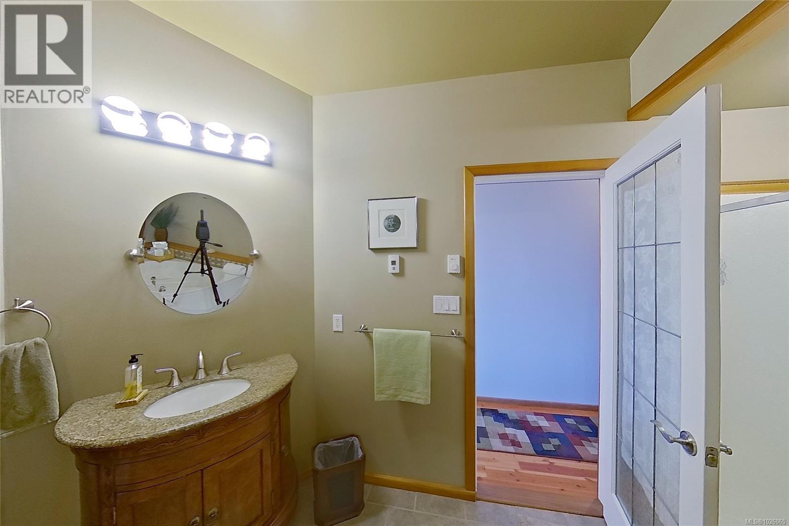 1101 Ewen Rd, Hyde Creek, British Columbia  V0N 2R0 - Photo 53 - 1026065