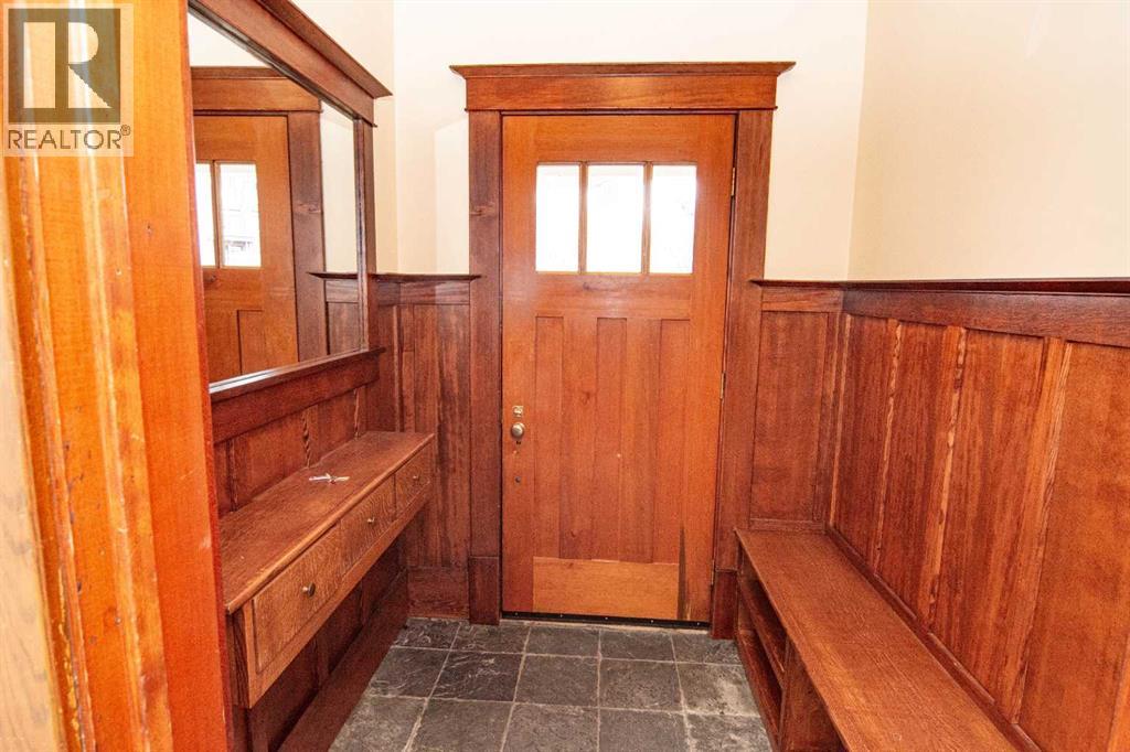 110 Scarboro Avenue Sw, Calgary, Alberta  T3H 2H1 - Photo 4 - A2304931