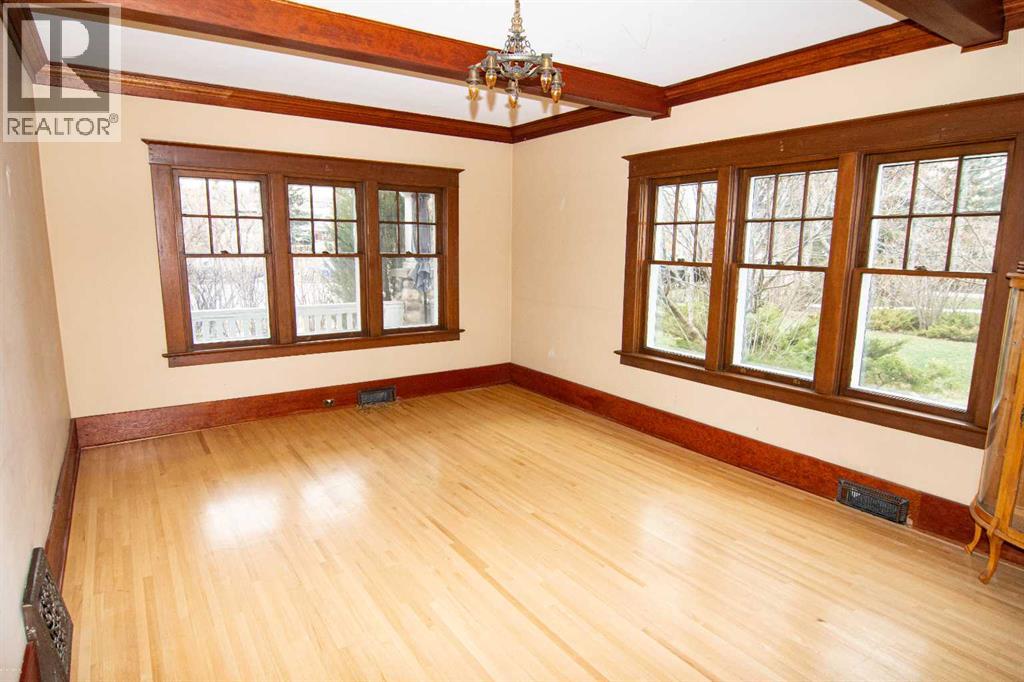 110 Scarboro Avenue Sw, Calgary, Alberta  T3H 2H1 - Photo 8 - A2304931