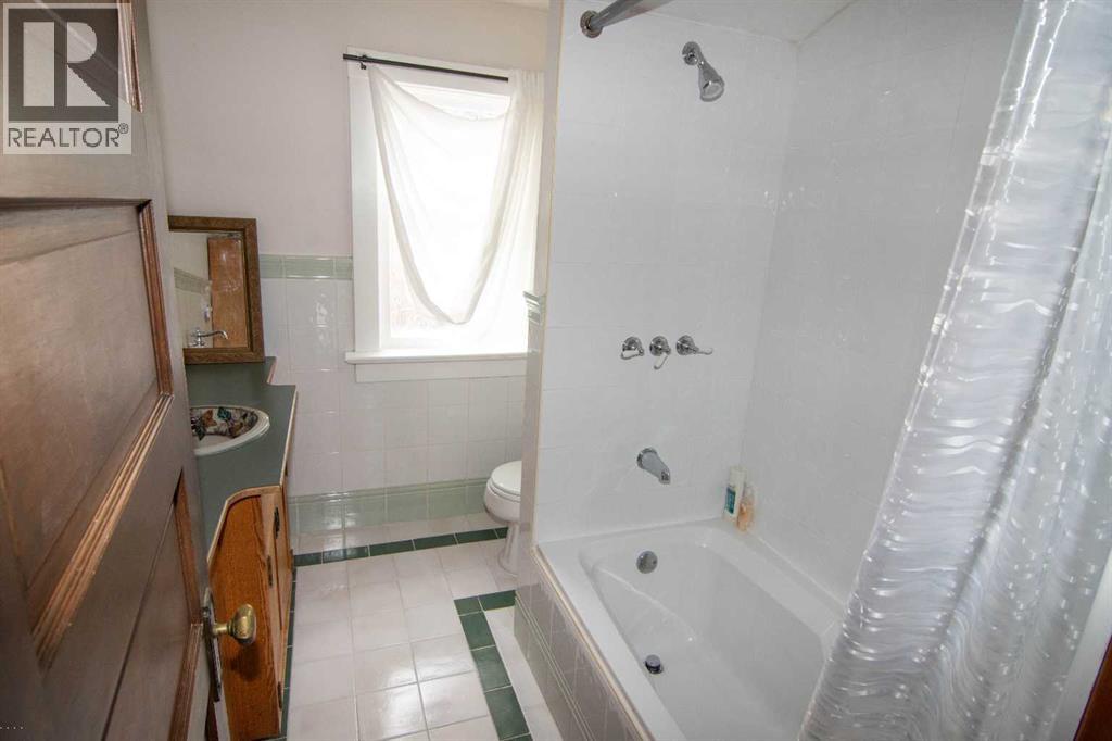 110 Scarboro Avenue Sw, Calgary, Alberta  T3H 2H1 - Photo 21 - A2304931