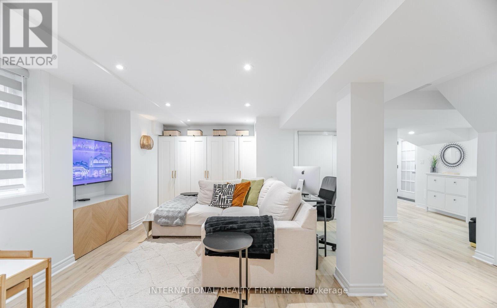 102 Tanager Square, Brampton, Ontario  L6Z 1X2 - Photo 5 - W13046206