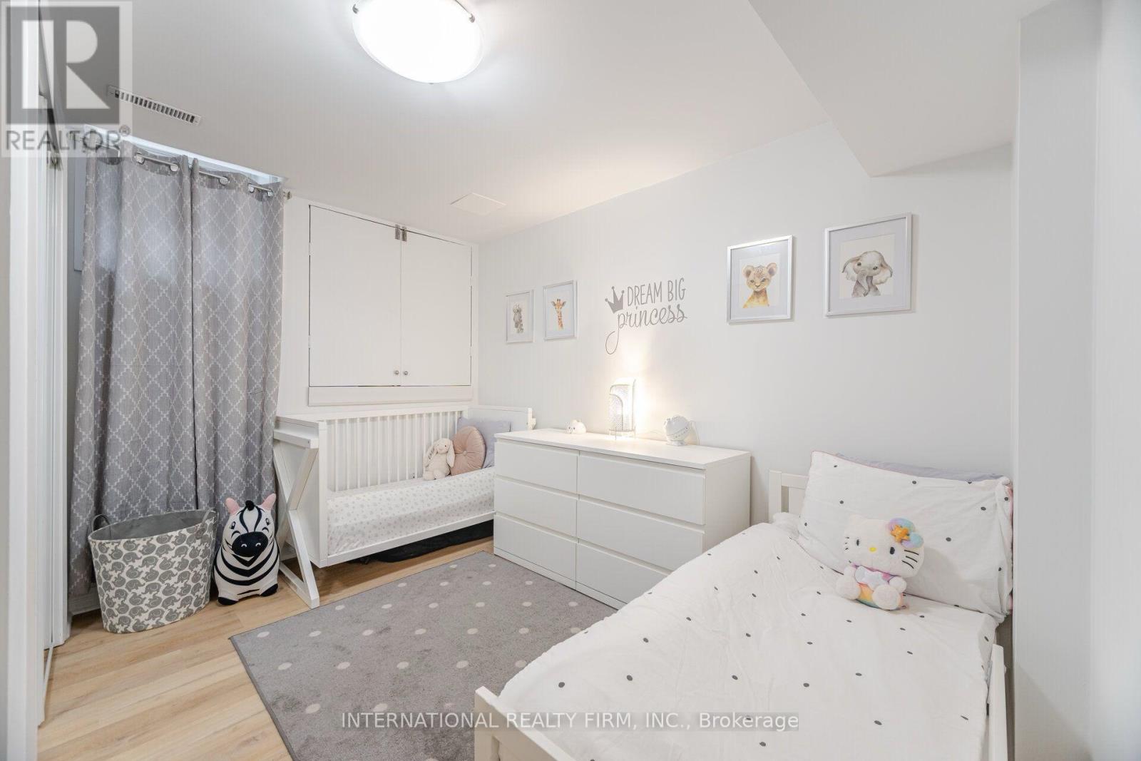 102 Tanager Square, Brampton, Ontario  L6Z 1X2 - Photo 9 - W13046206