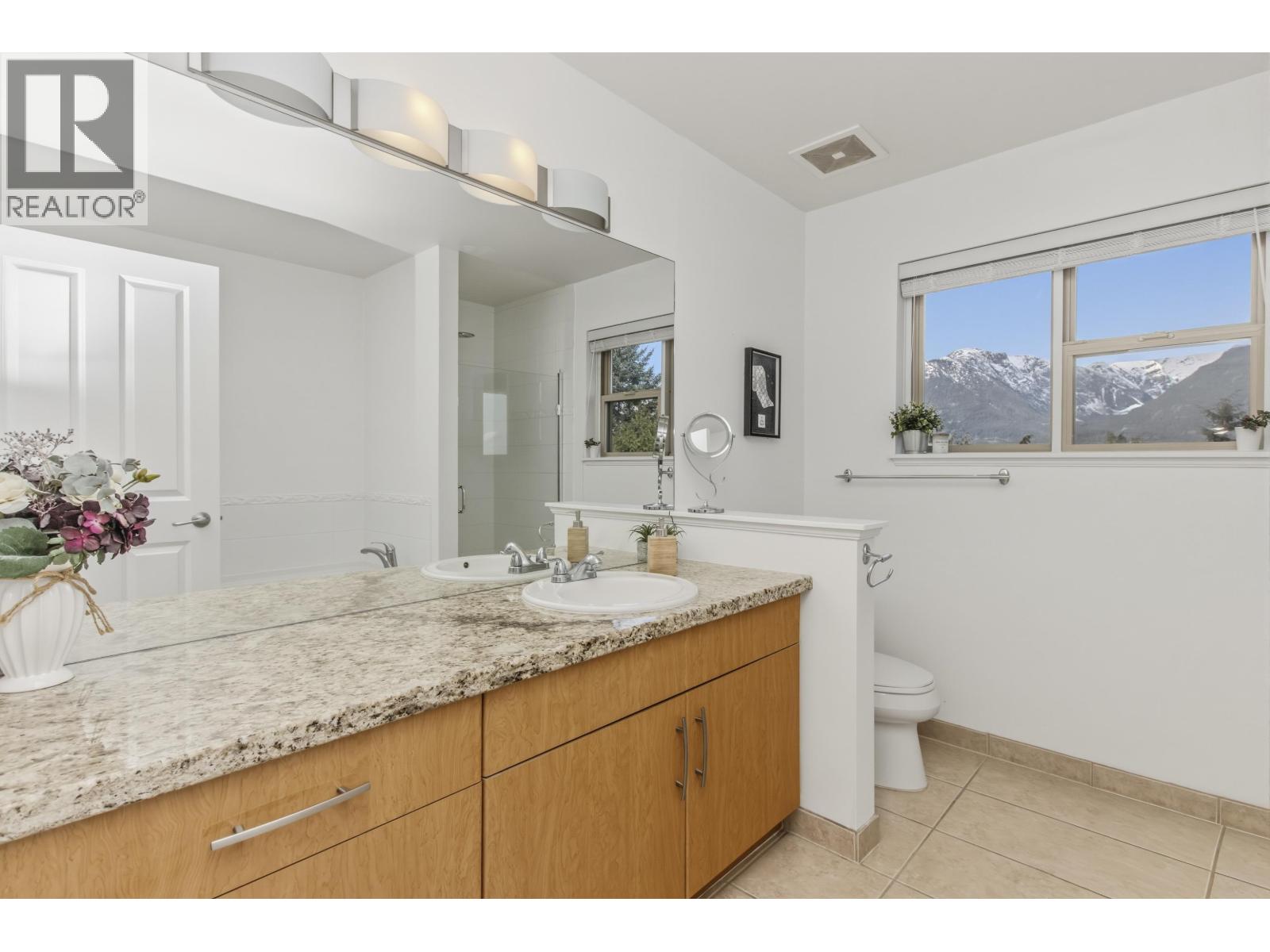 17 1026 Glacier View Drive, Squamish, British Columbia  V8B 0G1 - Photo 17 - R3115633