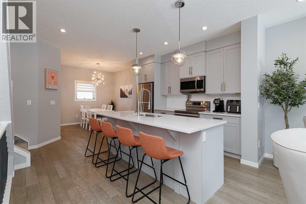 3304 2 Street NE, Calgary, Alberta  T2E 3H3 - Photo 3 - A2288478