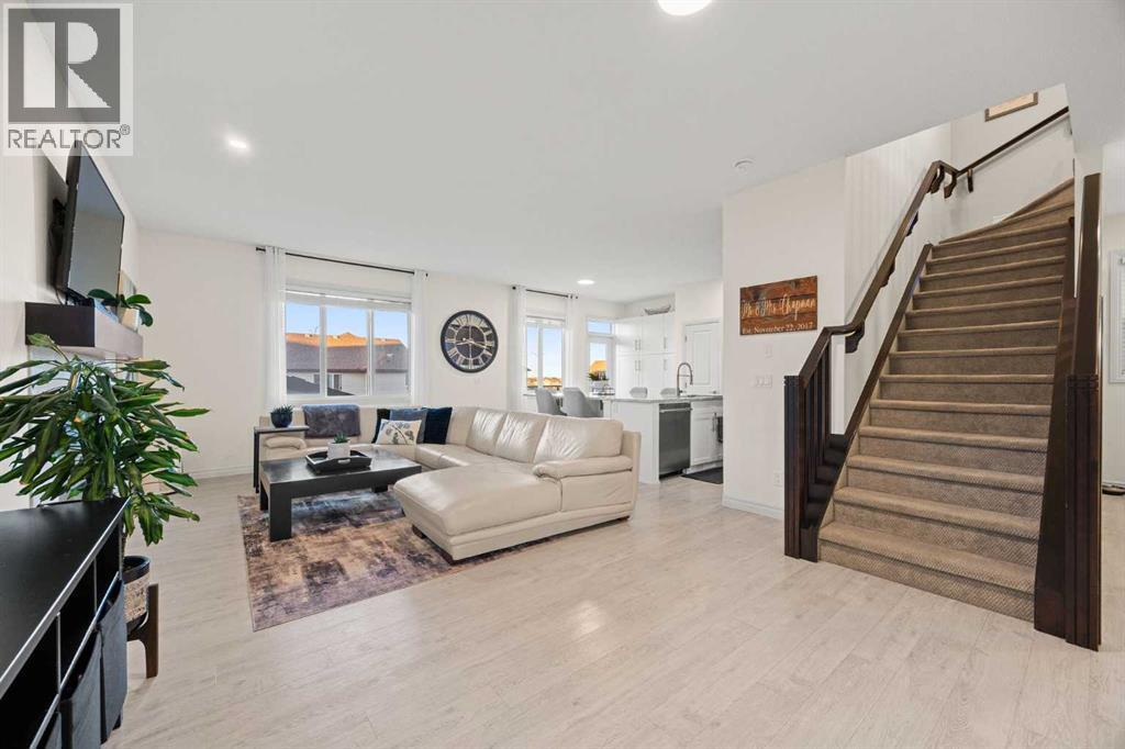 184 Cimarron Vista Way, Okotoks, Alberta  T1S 0K3 - Photo 6 - A2298119